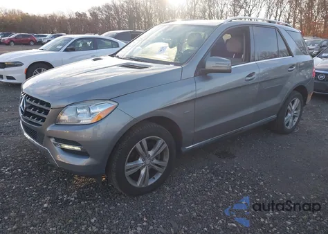 2012 Mercedes-Benz Ml 350 4Matic z USA, uszkodzony, nr VIN 4JGDA5HB4CA022773